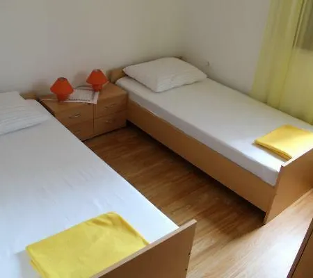 Mimoza Apartment