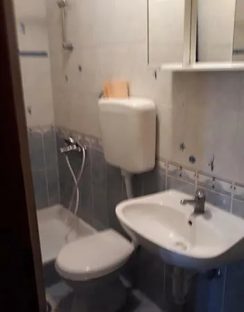 Mimoza * Biograd Na Moru